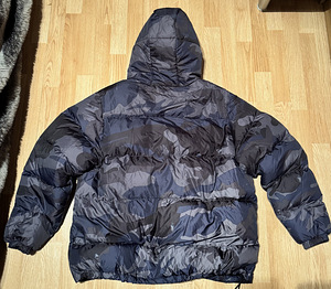 Adidas куртка (2 фото из 2)