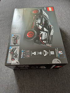 NEW Lego Technic Audi RS Q e-tron (2 foto / 2)