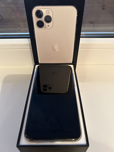 iPhone 11 про 256 гб (1 фото из 5)