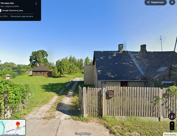 Māja pie upes Jelgavā