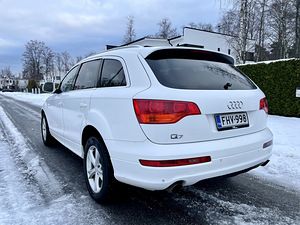 Audi Q7 S-line (4 фото из 15)