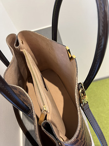 Authentic Louis Vuitton Kensington Damier Ebene Canvas (3 foto / 10)