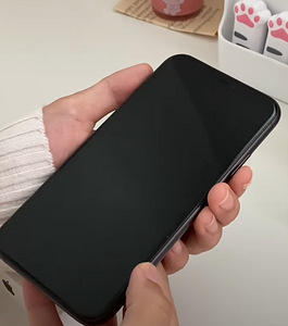 iPhone 11 128GB Black (2 foto / 3)