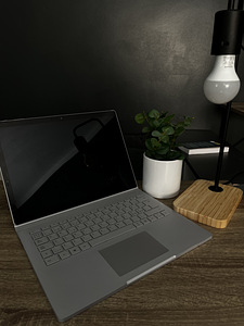 Surface book 2