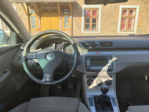 Volkswagen Passat b6 2.0 147kw (10 foto / 13)