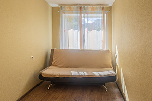 Rakvere tn 38, Kalevi, Narva, Ida-Virumaa (11 foto / 17)