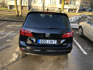 VOLKSWAGEN GOLF SPORTSVAN LOUNGE (6 foto / 15)