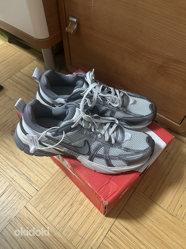 Кроссовки nike