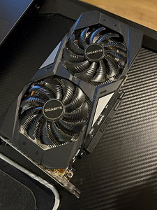 GIGABYTE NVIDIA GeForce RTX™ 2060 D6 6G (1 foto / 2)