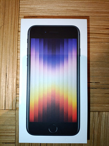 iPhone SE 2022 (3. põlvkond) suurepärases seisukorras (4 foto / 5)