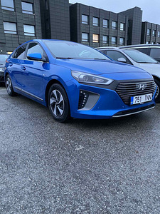 Hyundai IONIQ гибрид 2018 (1 фото из 8)