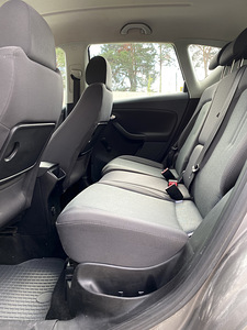 Seat toledo 1.9tdi 77kw (8 foto / 10)