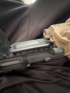 Airsoft relv automaat (9 foto / 9)
