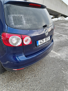 Продам машину (5 фото из 13)
