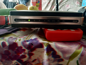 Elisa дигибокс, рутеры D-Link,TP-Link (3 фото из 7)