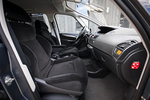 Citroen C4 Grand Picasso (7 foto / 15)