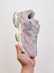 New Balance NB 9060 (5 foto / 5)