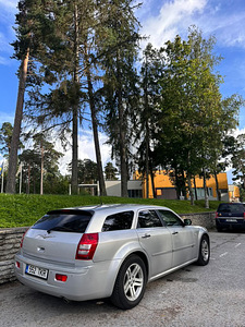 Chrysler 300C (3 foto / 11)