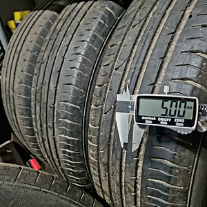 205/70 R16 Continental 5mm 4tk (1 foto / 2)
