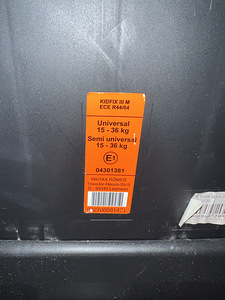 Britax Römer Kidfix III M laste turvatool (6 foto / 6)