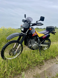 Suzuki DR650SE (4 foto / 8)