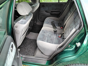 Mazda 626. 99 г. (4 фото из 9)