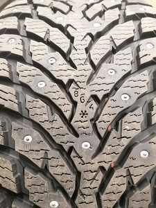 245/40/18 (1 фото из 4)
