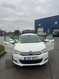 Citroen c4 2017 1.6 (1 фото из 13)
