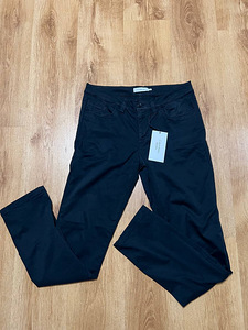 Calvin Klein (3 фото из 4)