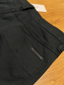 Calvin Klein (4 фото из 4)