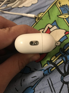 Продам Airpods pro gen 2 Цена :215 евро В комплекте зарядк (3 фото из 6)