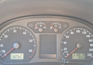 Volkswagen Polo (6 foto / 10)