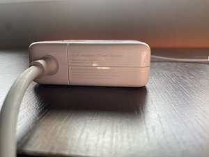 MacBook Pro Retina 15 2015 intel i7 (10 foto / 10)