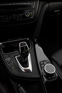 BMW 335 xDrive 3.0 R6 N57 230kW (11 foto / 15)