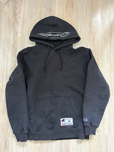 Худи Champion x Supreme (1 фото из 4)