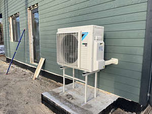 Тепловой насос DAIKIN, MIDEA. Продажа и установка (2 фото из 10)