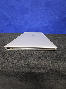 HP EliteBook X360 1030 G3 Puuteekraaniga (5 foto / 9)