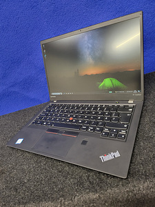 Lenovo ThinkPad X1 Carbon 5th generation (1 foto / 8)
