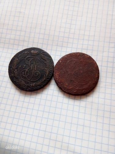 2 монеты Екатерины 2 1764 с лево 1765 (фото #2)
