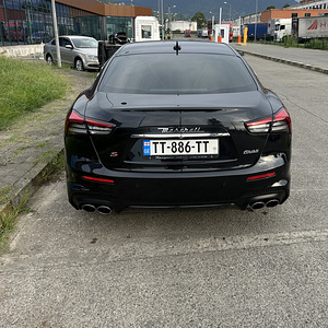 MASERATI GHIBLI GRANSPORT (6 foto / 7)