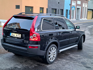 Volvo XC 90 (2 foto / 10)