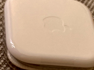 Наушники для iPhone (3 фото из 3)