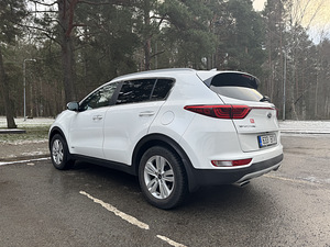 Kia sportage (3 foto / 9)