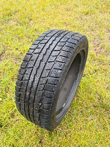 Dunlop Graspic DS2 205/55 r16 (6mm) (2 foto / 9)
