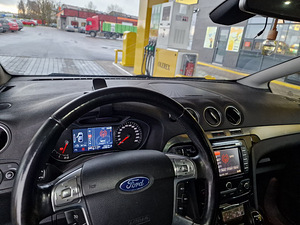 Ford S-MAX Titanium 2.0 120 kW (5 foto / 6)