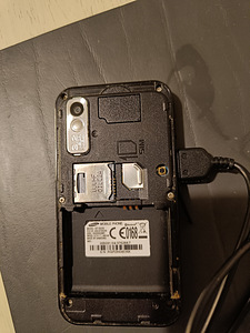 Старые телефоны Samsung (2 фото из 2)