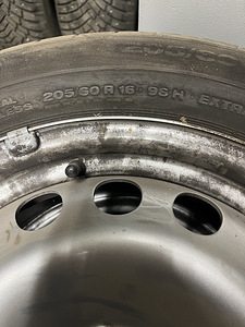 Ford veljed (3 foto / 3)
