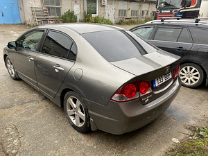 Продам авто (6 фото из 11)