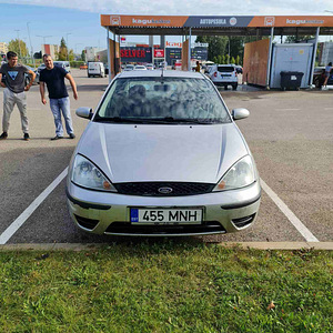 Ford focus 2002... (5 фото из 6)