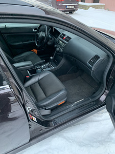 Honda accord (6 foto / 6)